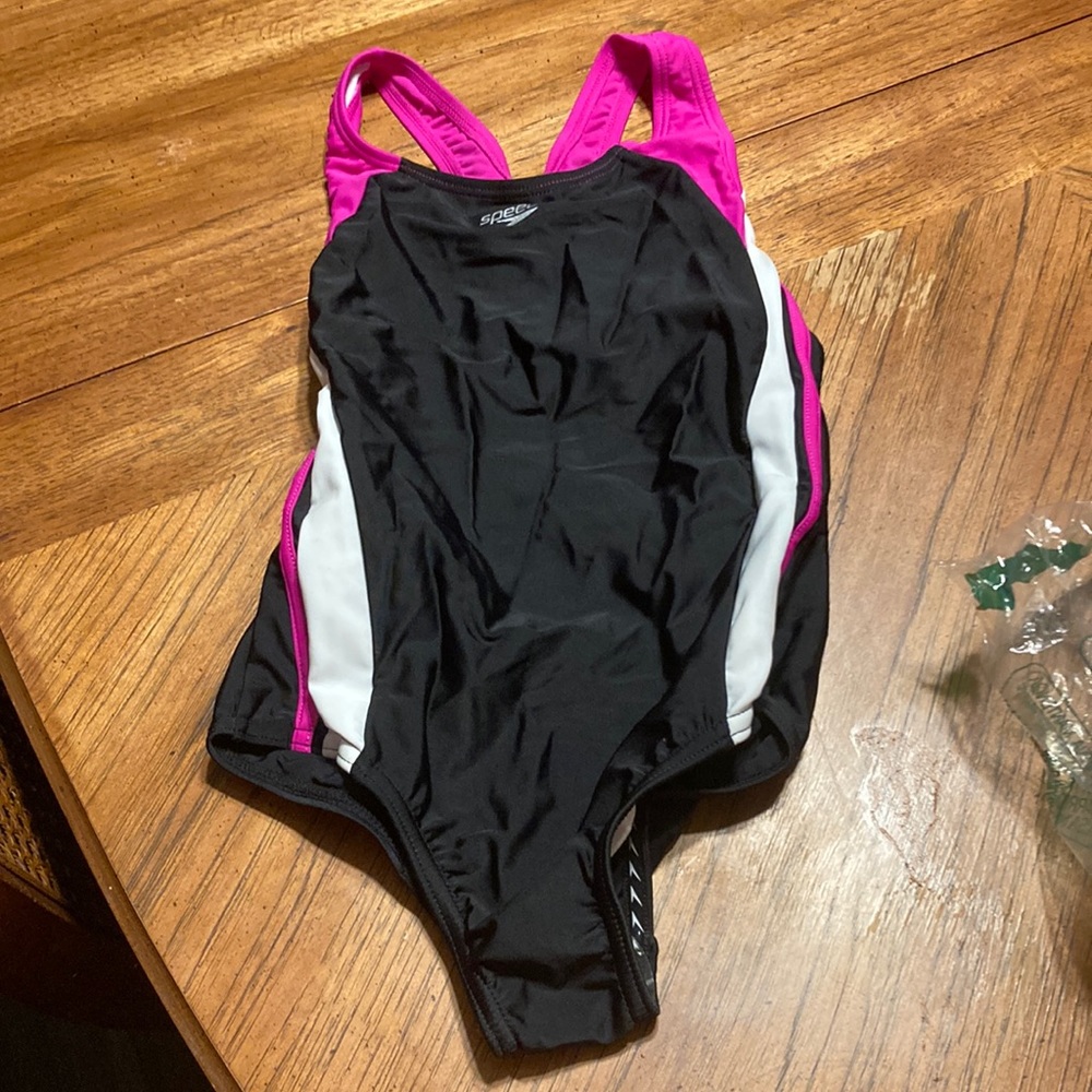 Speedo Girls' Swimsuit One Piece Infinity Splice Thick Strap 10